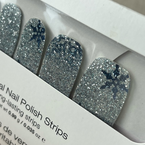 Ice Ice Maybe 💅✨ Color STREET NEW Sealed - Long Lasting Nail Polish Strips - Picture 4 of 7